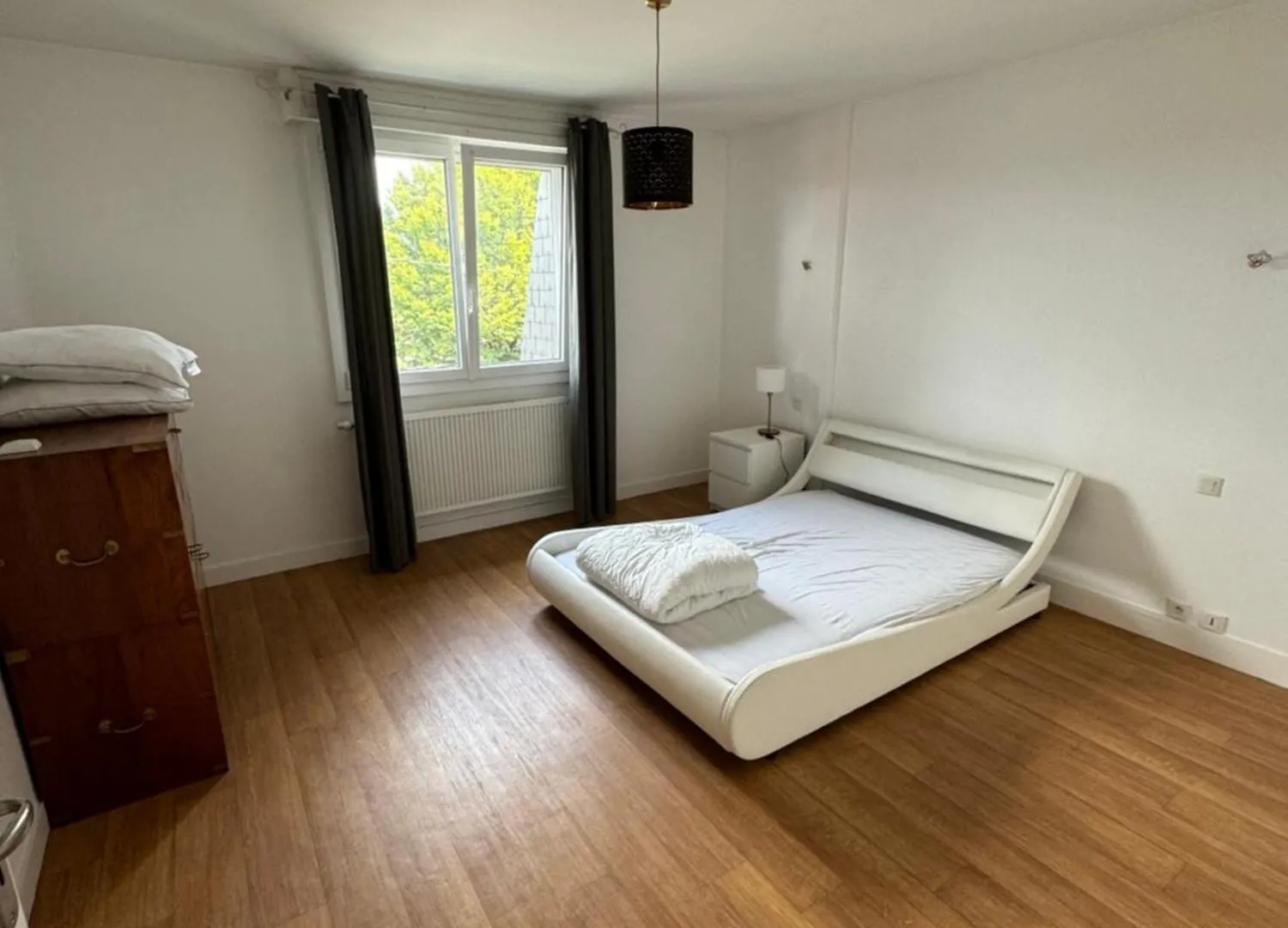 Lägenhet Joli Appartement Saint-Martin-des-Champs  Frankrike